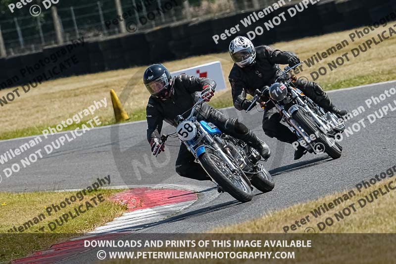 cadwell park;cadwell park photographs;cadwell trackday photographs;enduro digital images;event digital images;eventdigitalimages;peter wileman photography;racing digital images;trackday digital images;trackday photos